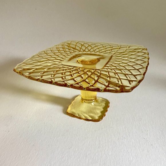 Vintage LE Smith Yellow Depression Glass Pedestal Cake Stand | Rare | 9.5" - Picture 13 of 14